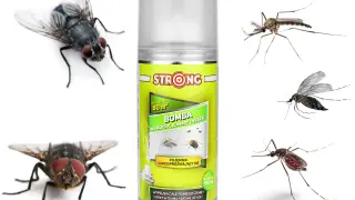 Muchy, komary i meszki nie lubią tej bomby! Opakowanie środka owadobójczego STRONG z latającymi insektami.